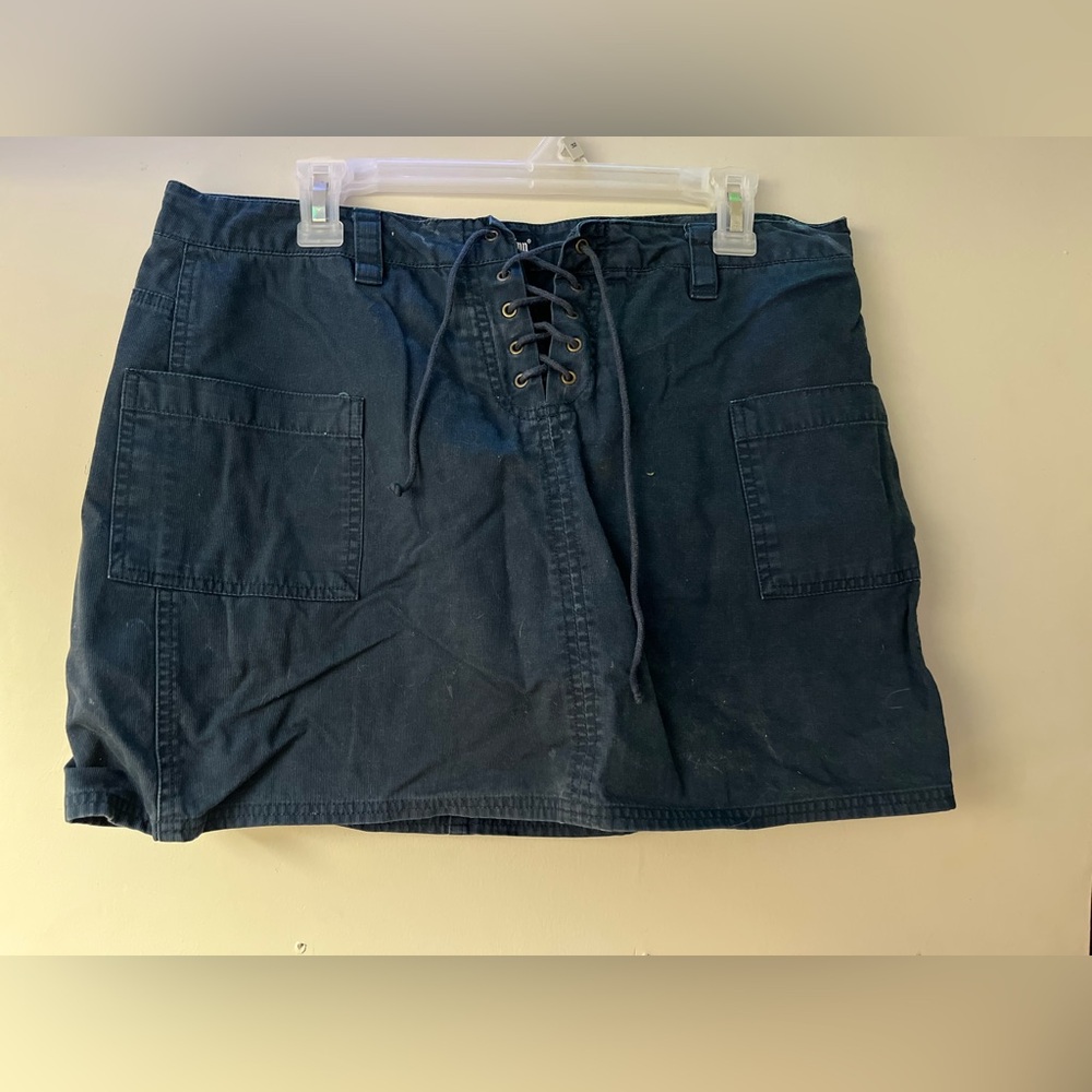 Elegant Dark Blue Lace-Up Skirt/Shorts